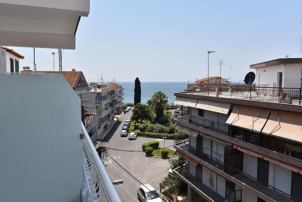 Sea View Luxury Apartment In Nea Kallikratia. Nea Kallikrateia Exterior foto